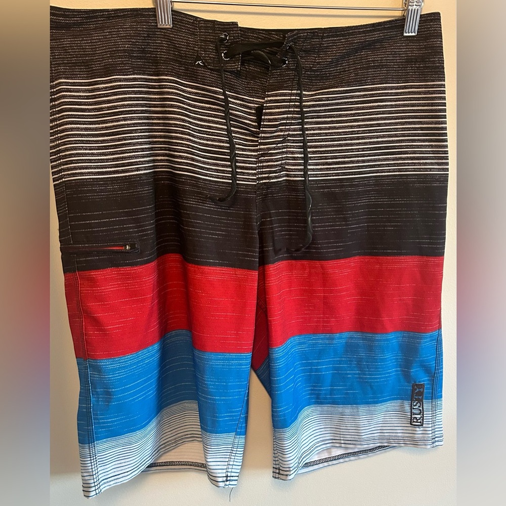 Rusty Men’s Multicolor Swim Trunks Board Shorts Size 34 Red Black Blue